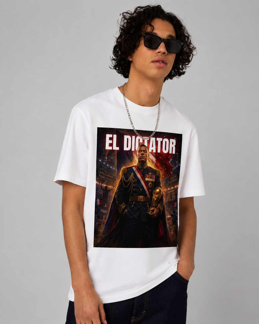 T-shirt - EL DICTATOR fond rouge